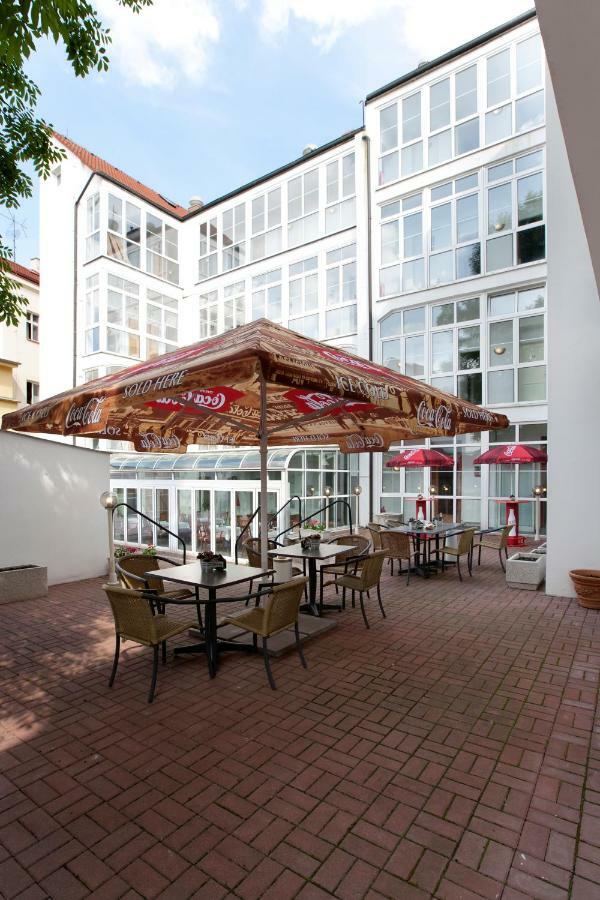 Eurowings Hotel ปราก ภายนอก รูปภาพ
